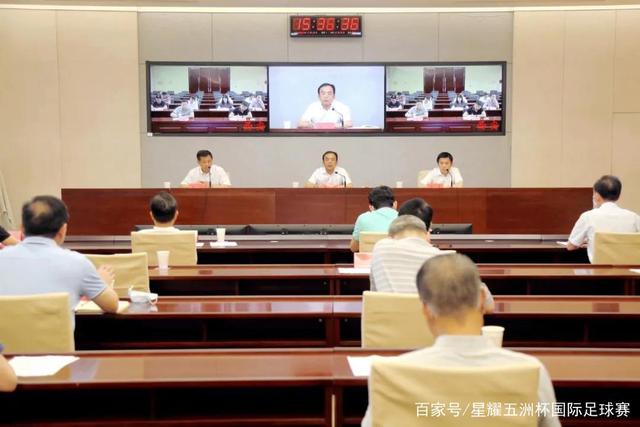 气氛轻松！姆巴佩训练中脚后跟破门，与助攻的登贝莱激情庆祝